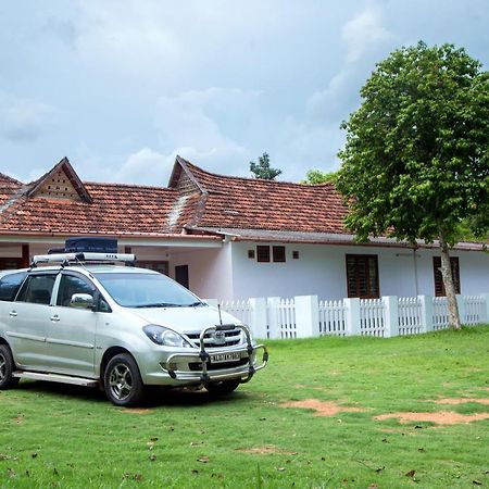 Akkara Homestay & Ayurveda Kottajam Kültér fotó