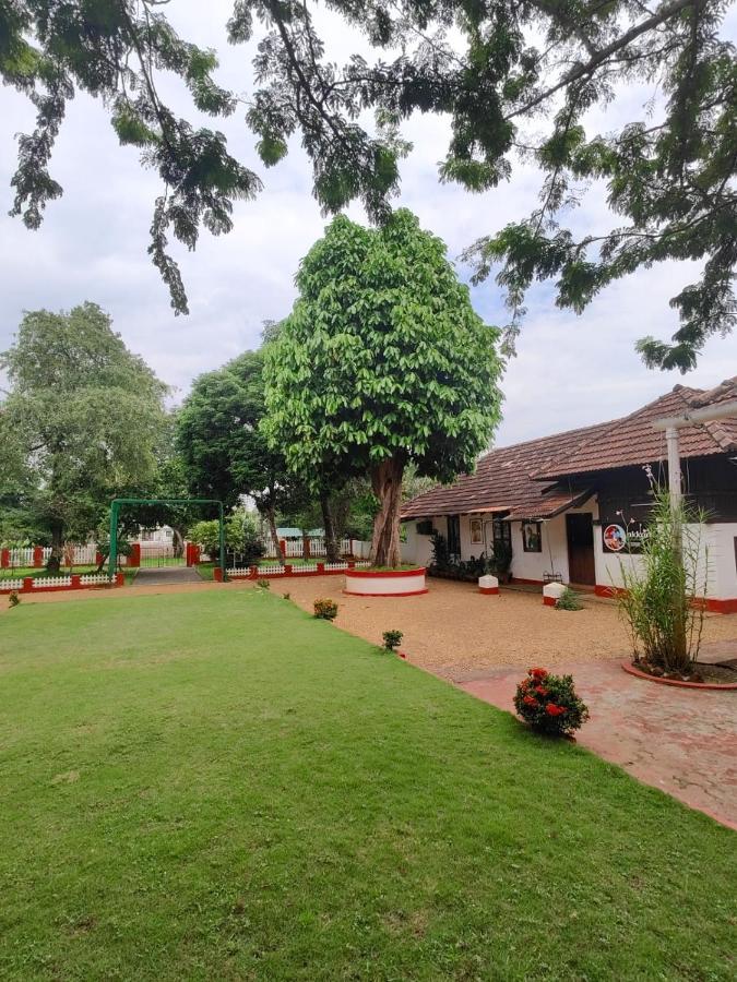 Akkara Homestay & Ayurveda Kottajam Kültér fotó